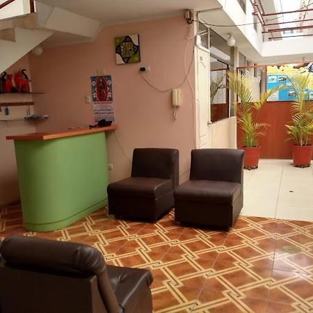Hospedaje Golden Inn Camaná Esterno foto