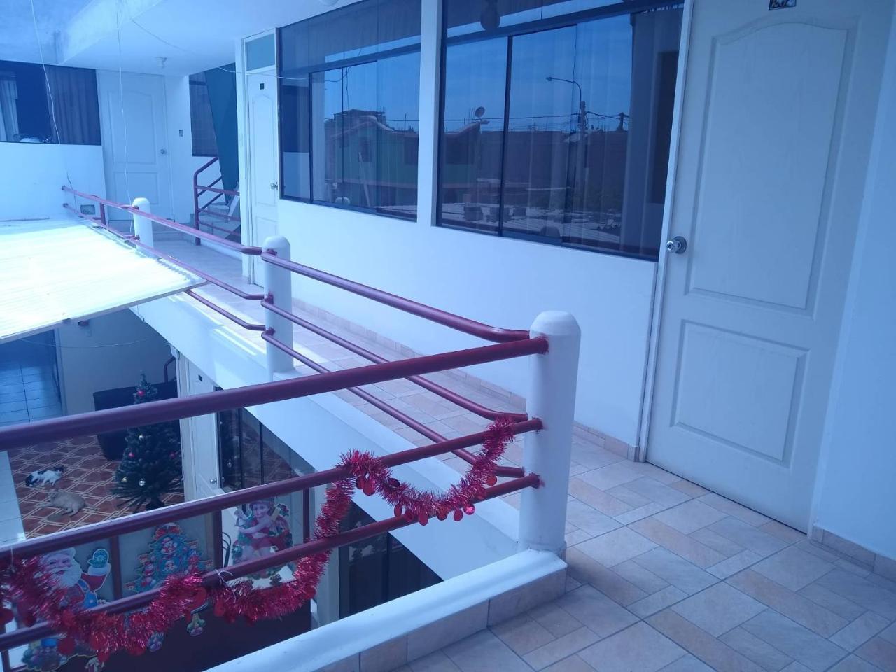 Hospedaje Golden Inn Camaná Esterno foto