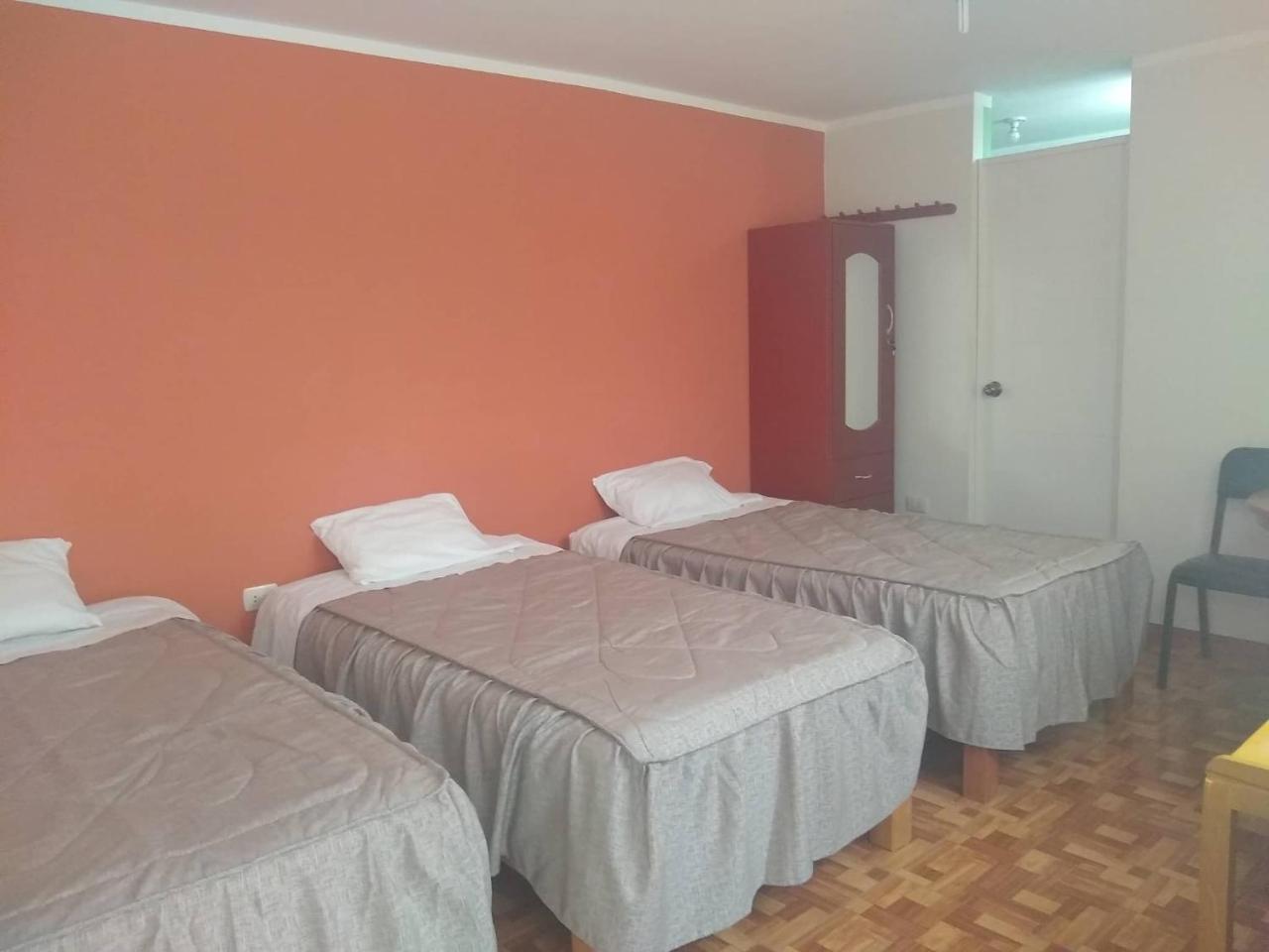 Hospedaje Golden Inn Camaná Esterno foto